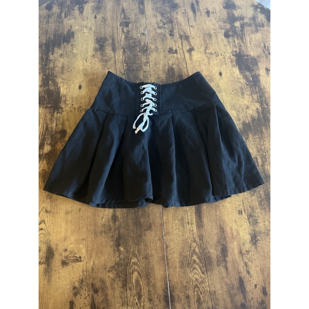 Hot Topic Lave Up Skirt Size Medium